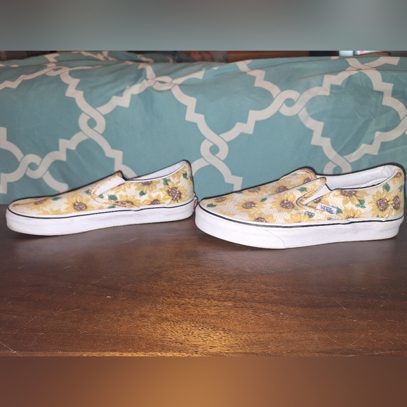 Vans Sunflower Slip-On Shoes - Yellow - Picture 3 of 5